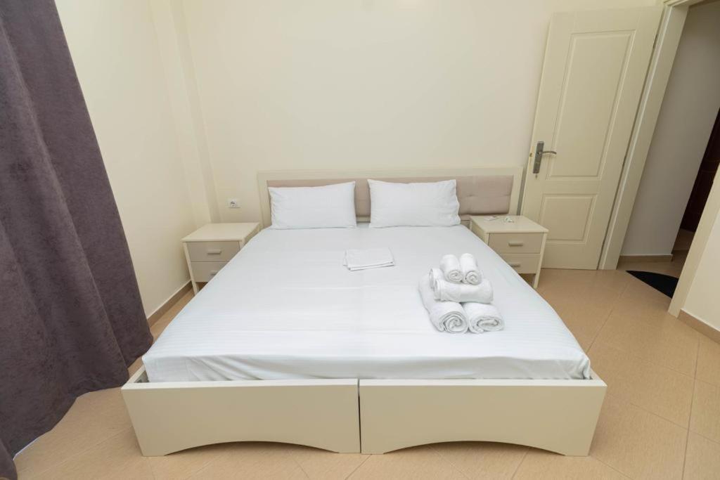 Premier Guest House Vlorë 외부 사진