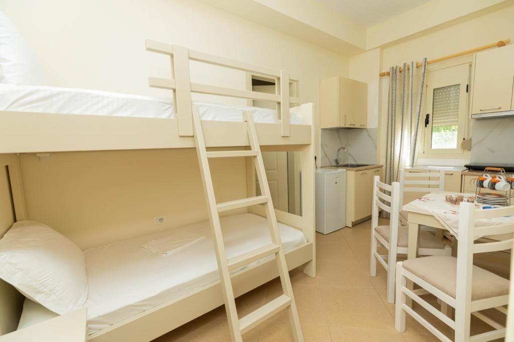 Premier Guest House Vlorë 외부 사진