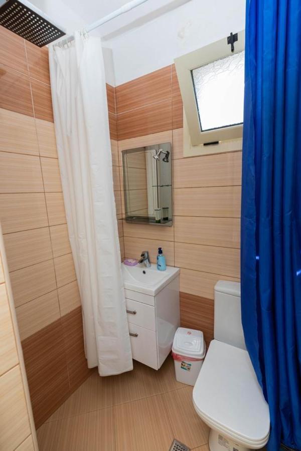 Premier Guest House Vlorë 외부 사진